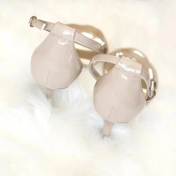 BANDOLINO ANKLE STRAP HEEL SANDAL SZ 9.5 NUDE TAN COLOR PATENT LEATHER - Picture 7 of 8